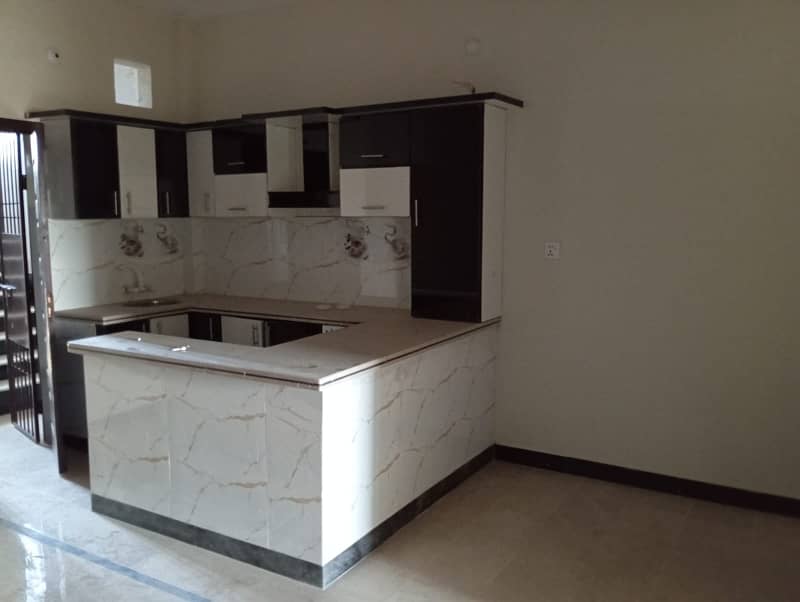 120 Yards Flat Available For Rent In Saadi Town 5