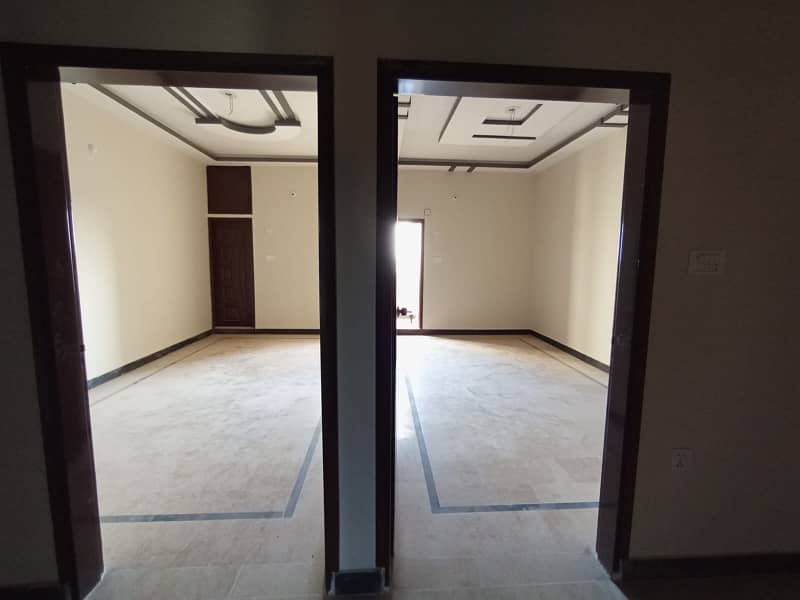 120 Yards Flat Available For Rent In Saadi Town 6