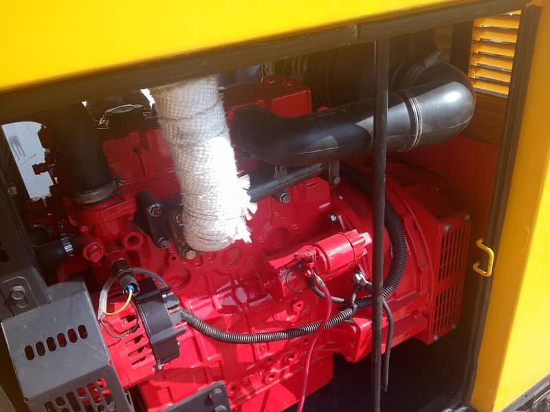 Perkin Uk Diesel Generator 22kva 2011 model with warranty for sale 2