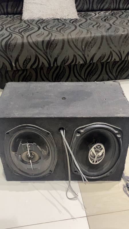 speakers with box for sale 0