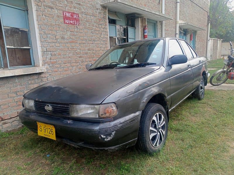 Nissan Sunny 1991 5