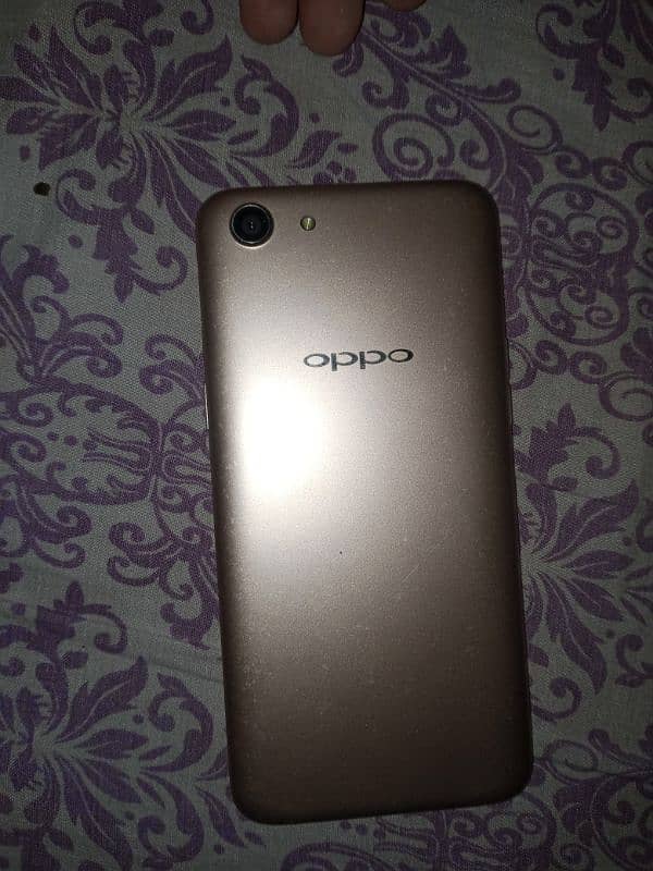 OPPO A83 1