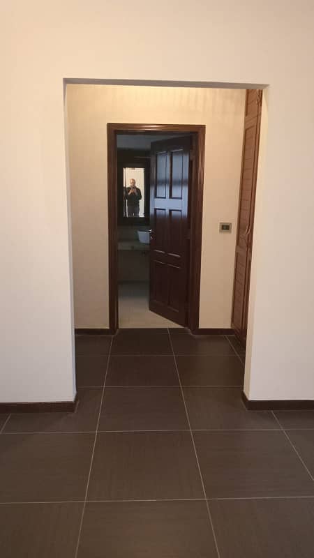 House For Rent Executive-Level Accommodation Near Polo Ground, Cantt 27