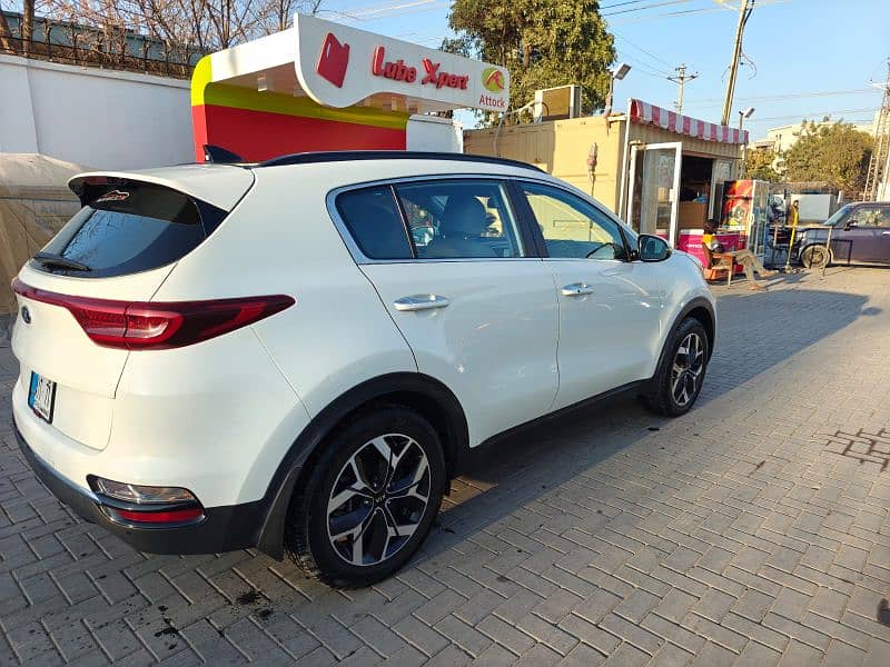 KIA Sportage 2022 6