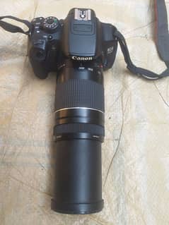 CANON 700D DSLR CAMERA