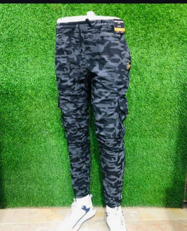 Unisex Black camo Cargo trousers 0