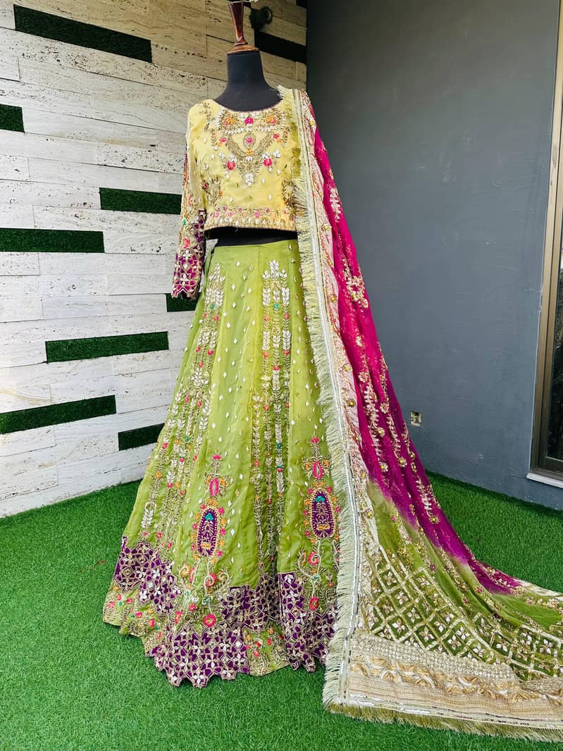 Wedding Dress | Mehndi Wedding Dress are Available (DEMANDING DRESS) 5