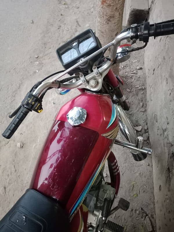 Honda cg125 good condition no work required 3 digit number 4