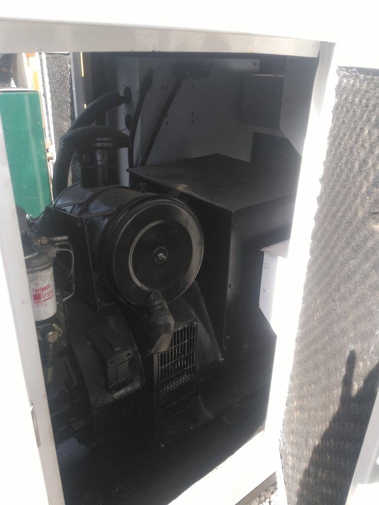 Perkin 110kva in canopy 2015 model for sale 2