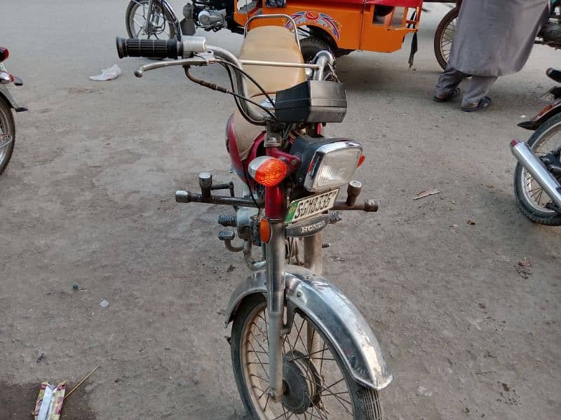 Honda cd 70 for sale good condition total janion 3