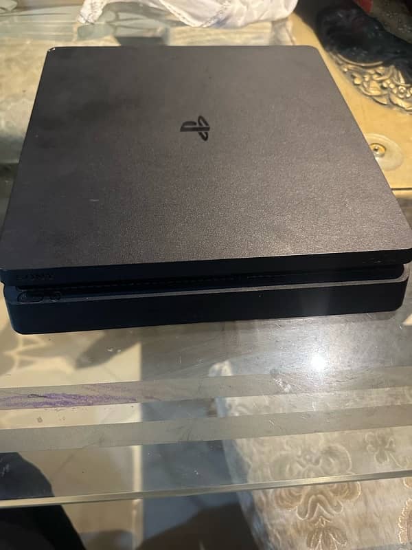 ps4 Slim for Sale – Perfect Condition, Incredible price + games 5