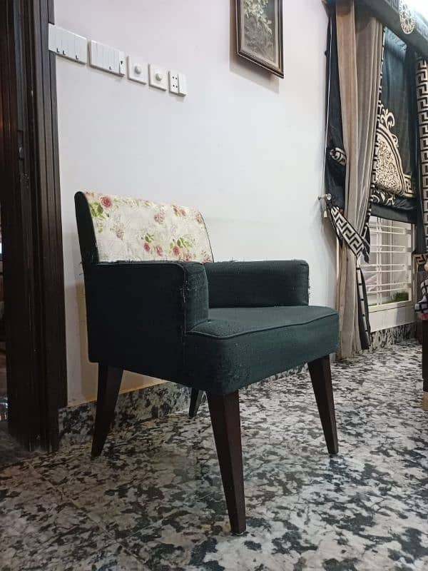 2 BEAUTIFUL INTERWOOD SOFA CHAIRS [SET] FOR SALE 2