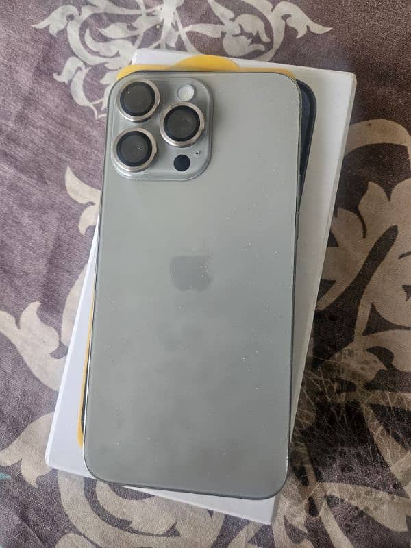 iphone pta approved Reasonable price 6