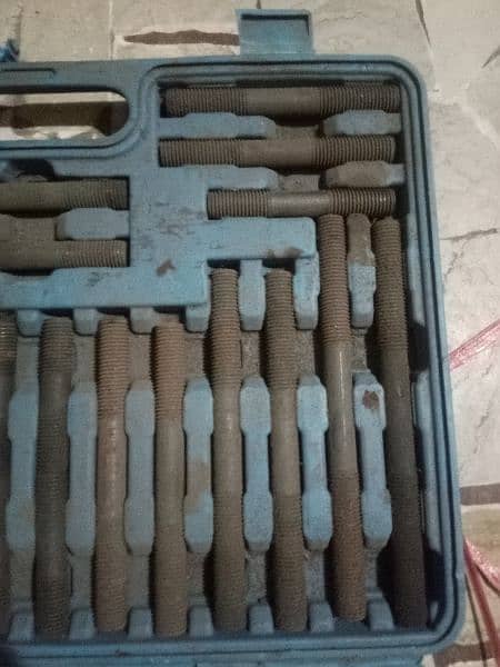 CNC machining center and milliing tools kit for sale 5