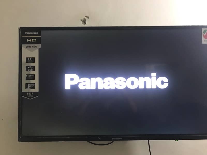 32 inch Panasonic LED 1