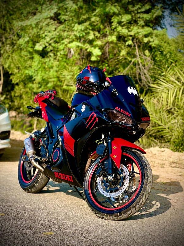 Suzuki gsx replica 300cc 0