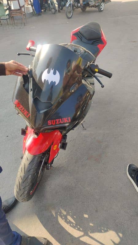 Suzuki gsx replica 300cc 5