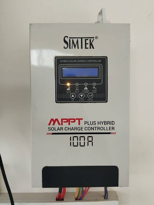 SIMTEK 100A MPPT solar controller 0