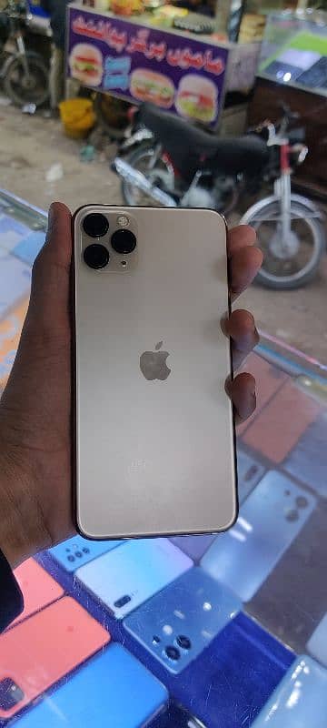 iphone 11 pro max 0