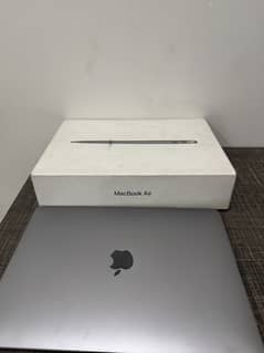 Macbook