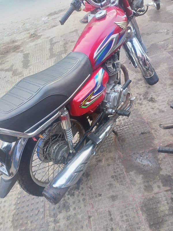 Honda 125 2022 5