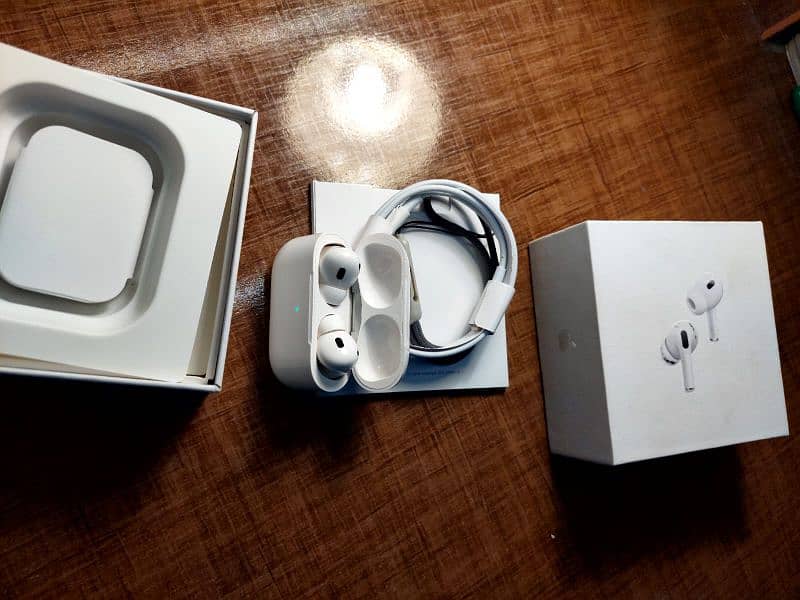 AIRPODS PRO [original] FOR SALE WITH ALL BOX CHARGER 3