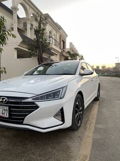 Hyundai Elantra GLS 2022