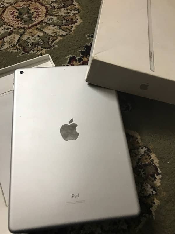 iPad 8th Generation (Genuine) 5