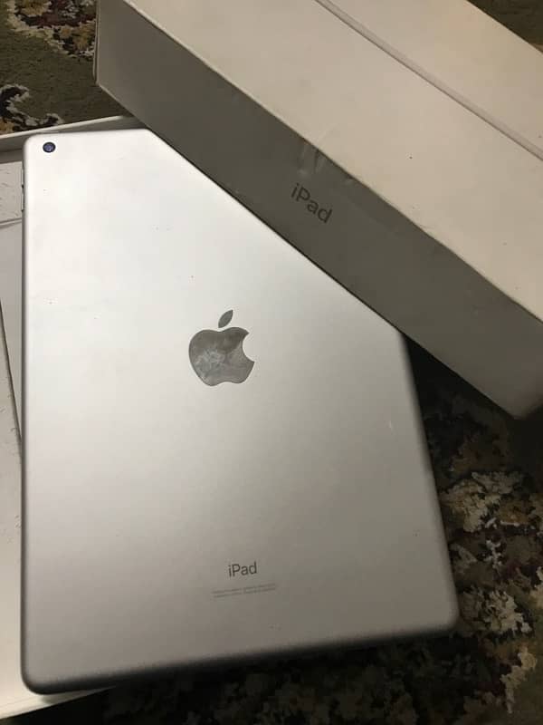 iPad 8th Generation (Genuine) 6