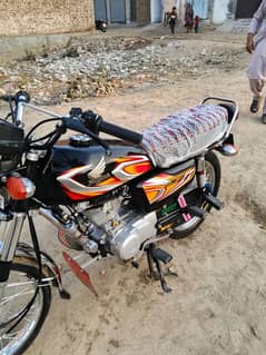 call me. 03034016451. bike original 13000 km chli hy