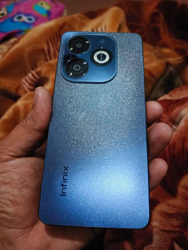 infinix samat 8 pro 4+2 GB RAM 128 GB ROM 0