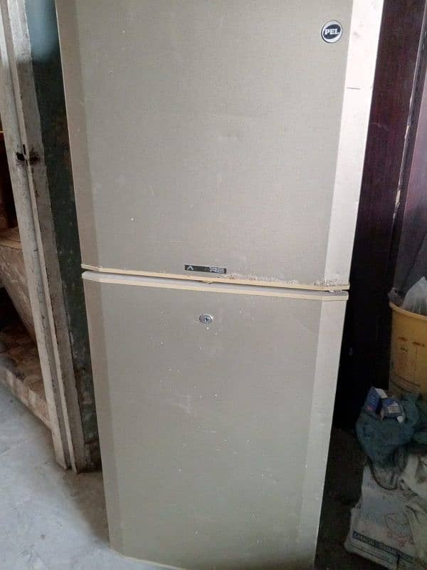 pel fridge sell urgent 1