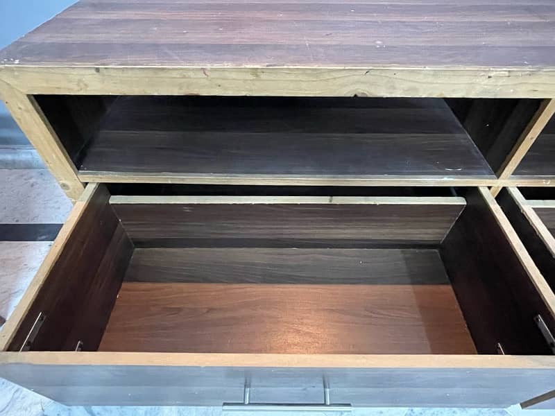 Drawer 6