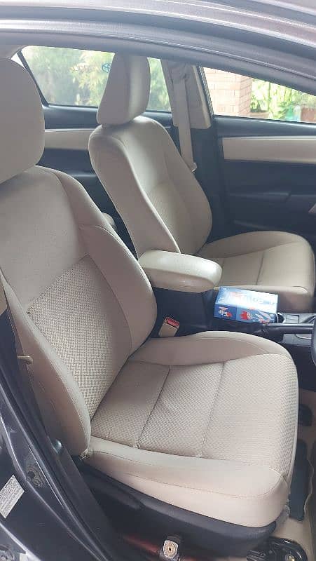 Toyota Corolla Altis 2016 4