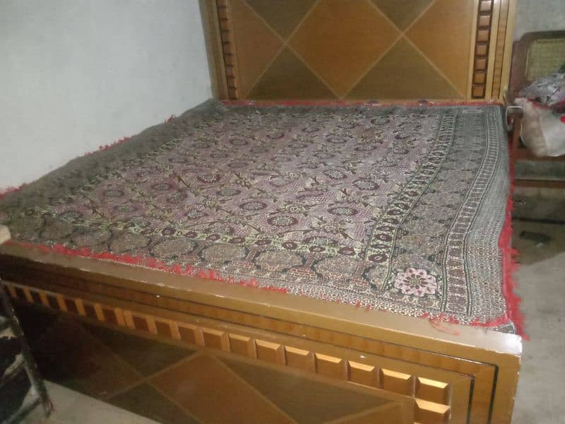 Bed with mattress+Dressing Table 1