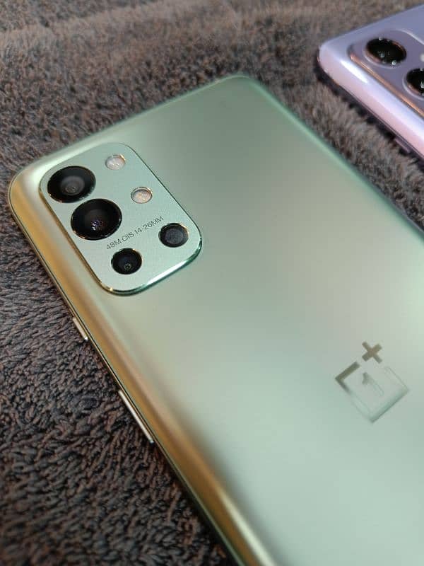 OnePlus 9, 12GB Ram 256GB Storage 3