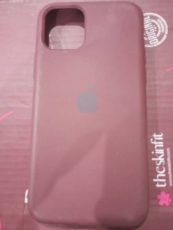 iPhone 11 Pro covers 7