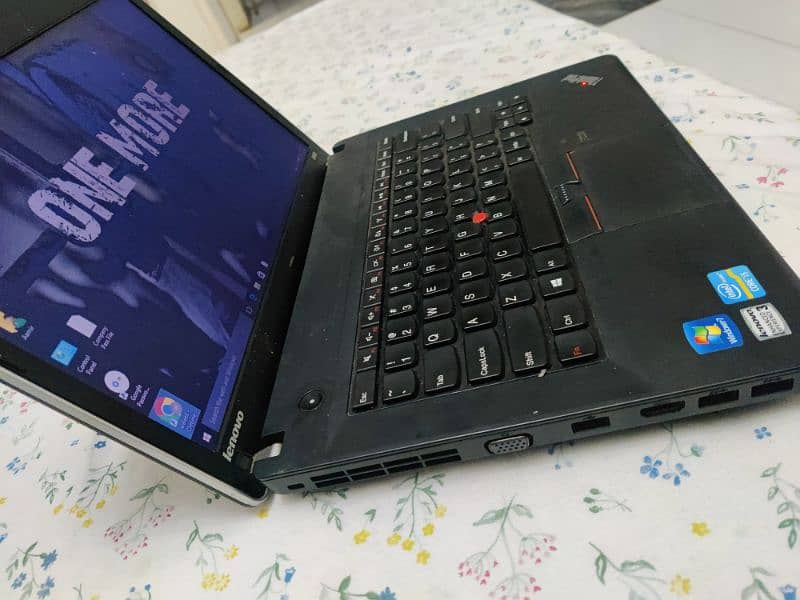 Lenovo Thinkpad Pad Edge Core I5 3rd Generation 4