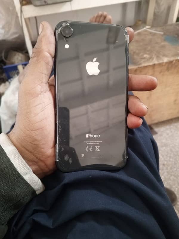 iPhone XR dual pta approved 64 go 1