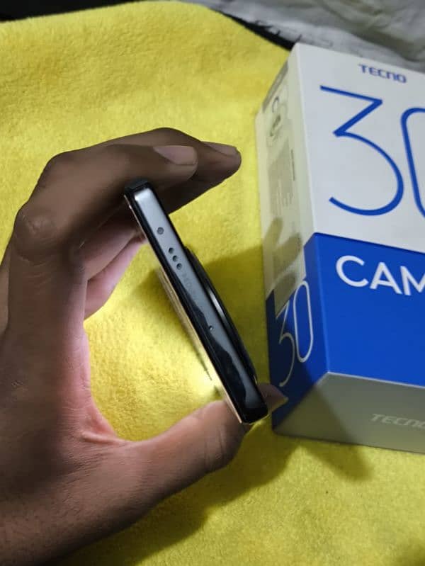 Tecno Camon 30 3