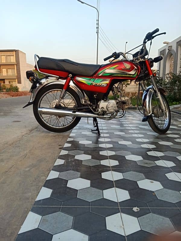 I am selling honda cd 70 0