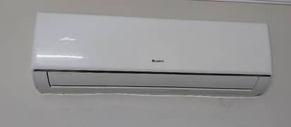 GREE AC 1.5 Ton, cool n heat