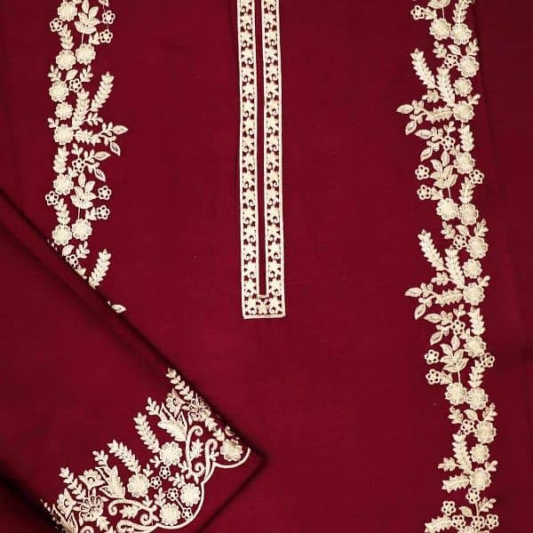 2 pcs woman's unstitched Dhanak Embroidered suit 2