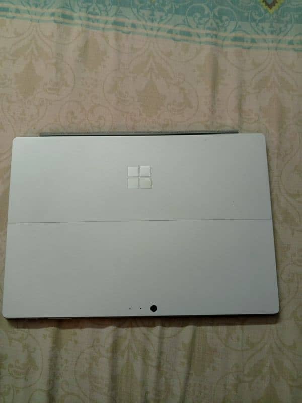 Microsoft Surface pro6 touch corei5 8thgen 8gbram 256ssd with keyboard 2