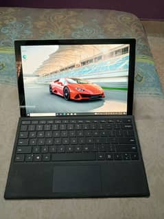 Microsoft Surface pro5 touch corei5 7thgen 8gbram 256ssd with keyboard