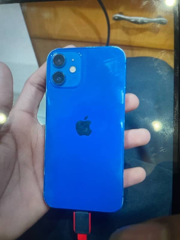 iPhone 12mini 64 gb 0