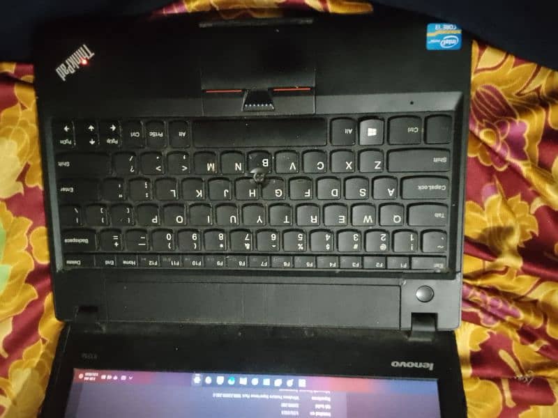 Lenovo core i3 all ok 128gb SSD 8gb ram 5