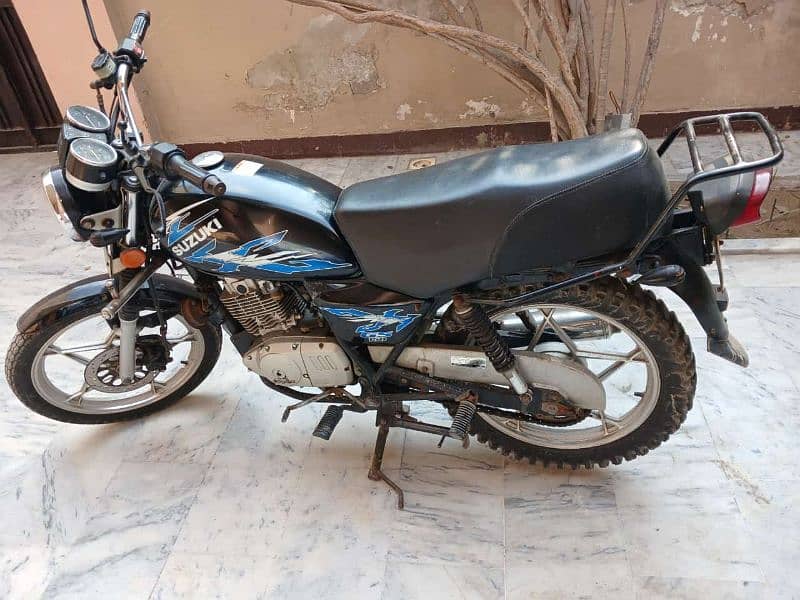 Suzuki GS150 for Sale 0