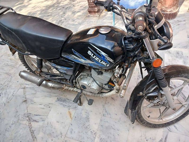 Suzuki GS150 for Sale 1