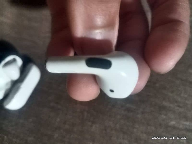 Air pods p50 pro 4